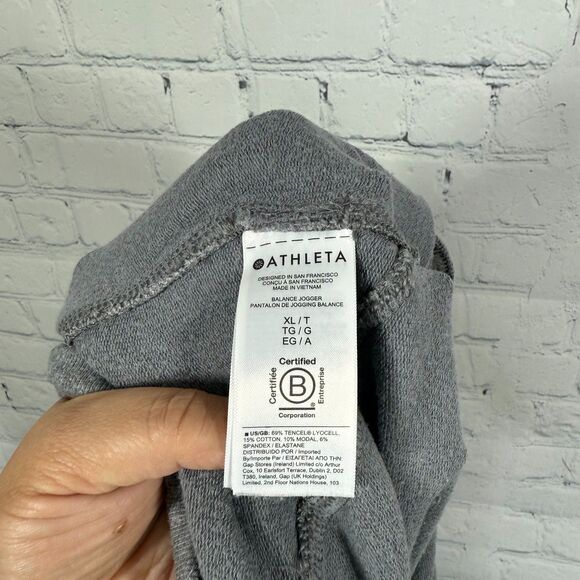 Athleta Joggers Women XL Gray Drawstring Stretch Pull On Activewear Leggings - Picture 5 of 12